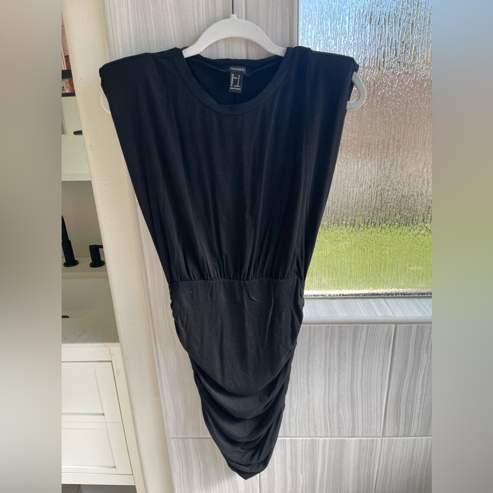 Forever 21 black ruched dress